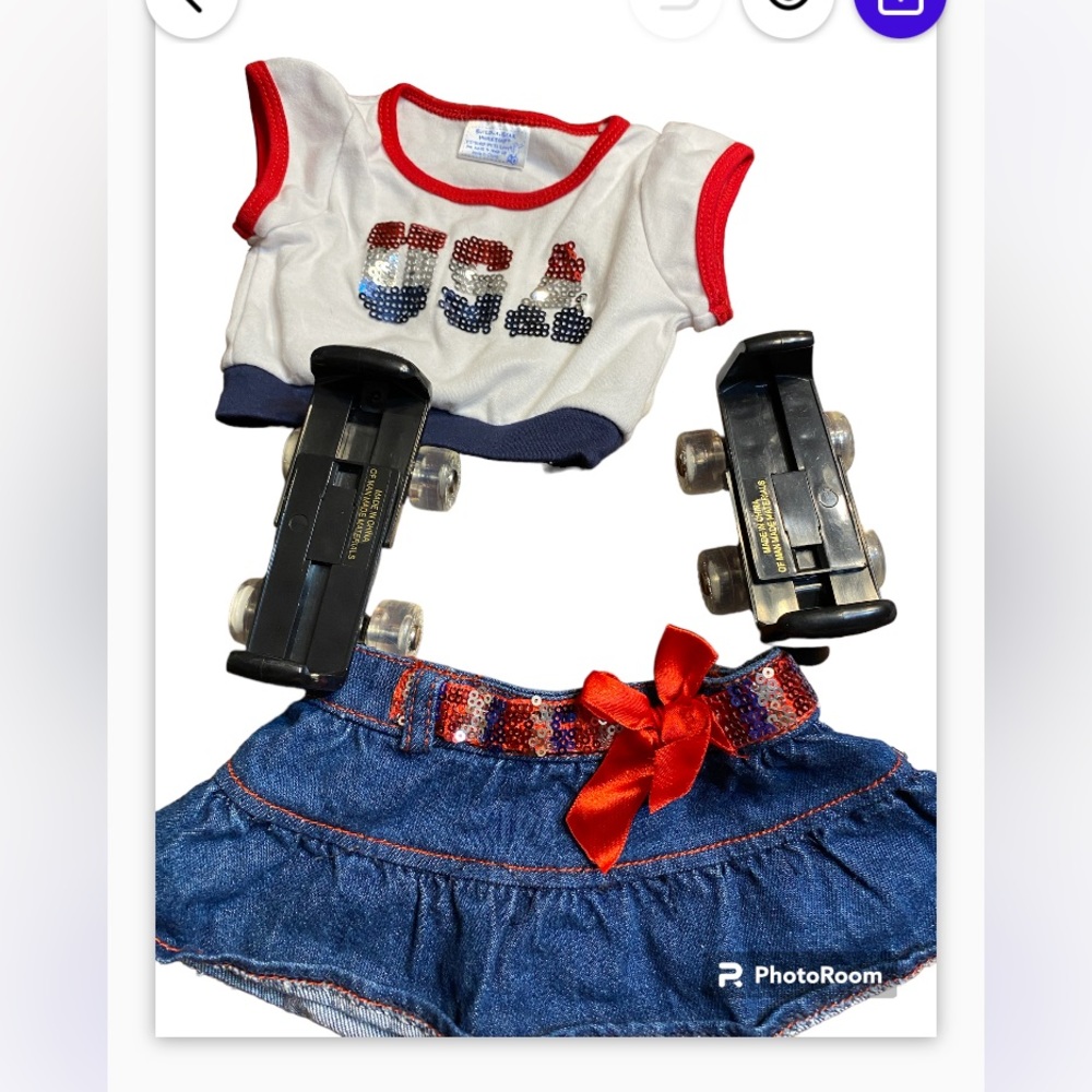 Build A Bear USA t-shirt, blue jean skirt, and rollerskates   complete outfit